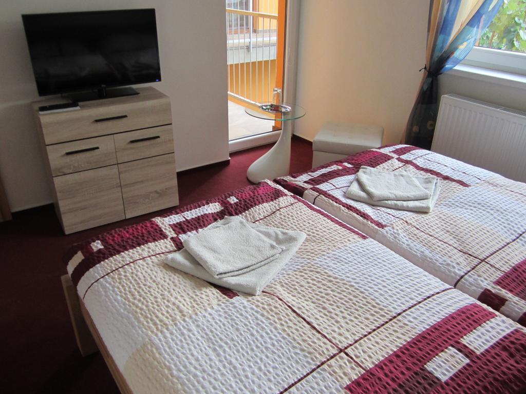 Guest House Krpole Brno Habitación foto